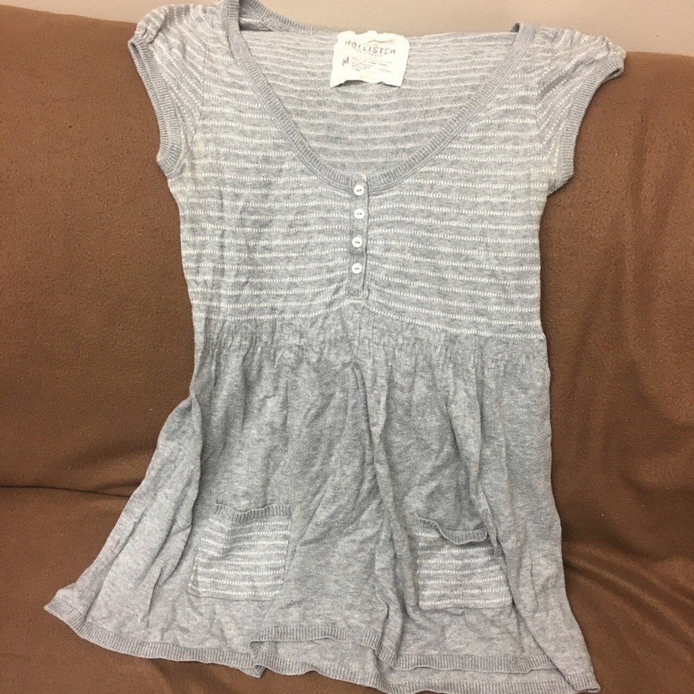 Grey and white medium Babydoll Hollister Shirt